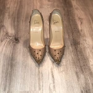 Women Christian louboutin heals